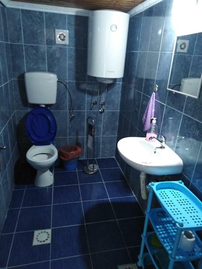 Apartmani Emil Podgorica Exterior photo